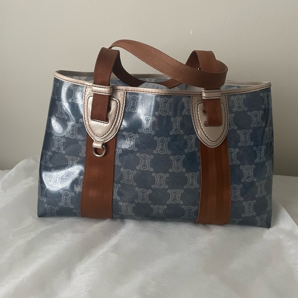 Celine Clear PVC Tote - Picture 2 of 11